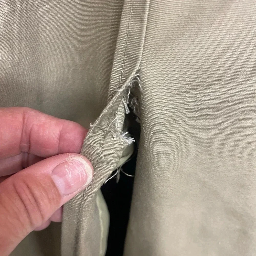 Mens lined raincoat khaki no size or brand available,see measurements for size